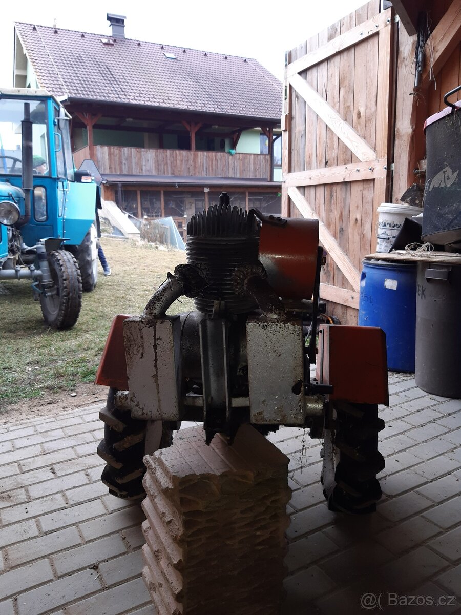 Fréza, malotraktor, zahradní traktůrek, vari, motor jawa 250 - 6