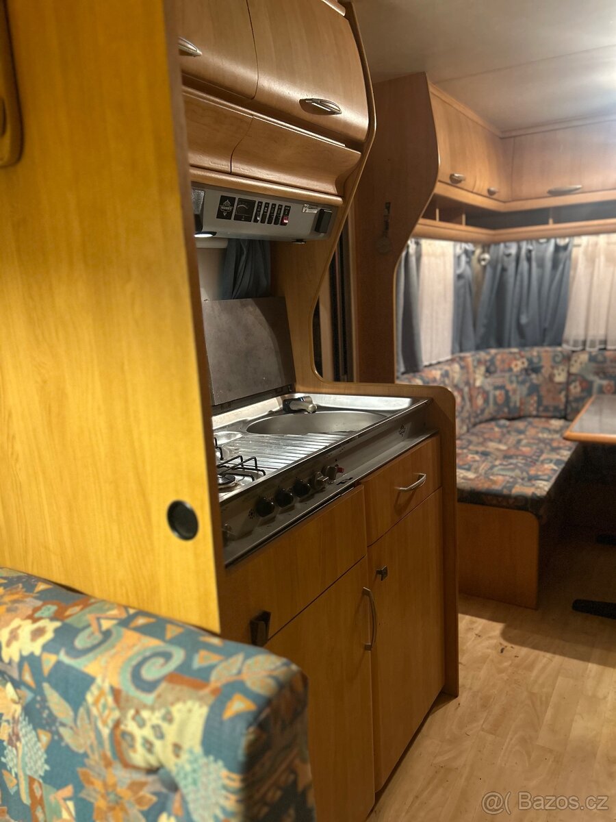 Hobby Excellent 495 UK 6 lůžek -Palandy - 6