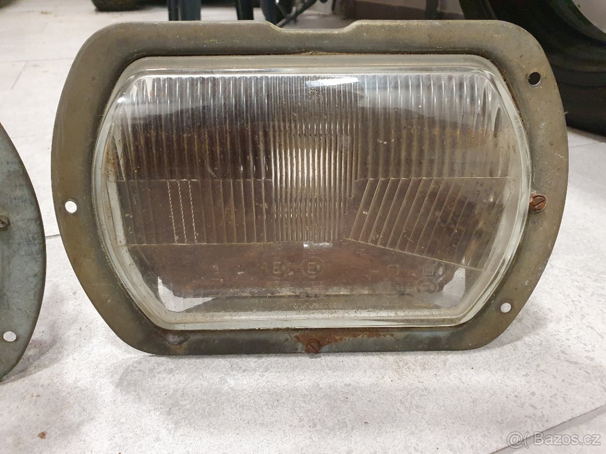 Svetla Moskvič 2140 - 6