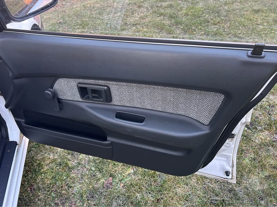 Toyota Corolla liftback E9, r.v. 1991_veterán - 6