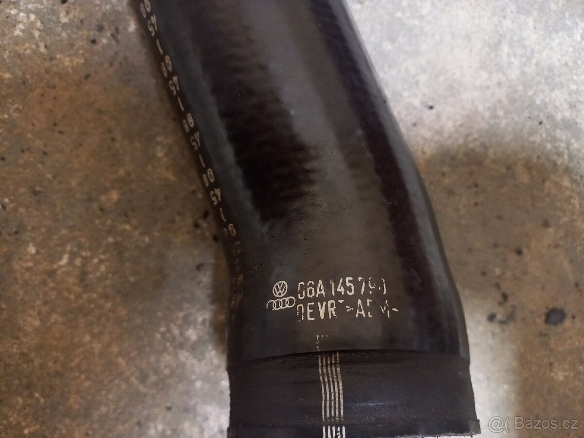 Hadice sání 1.8t agu - 6