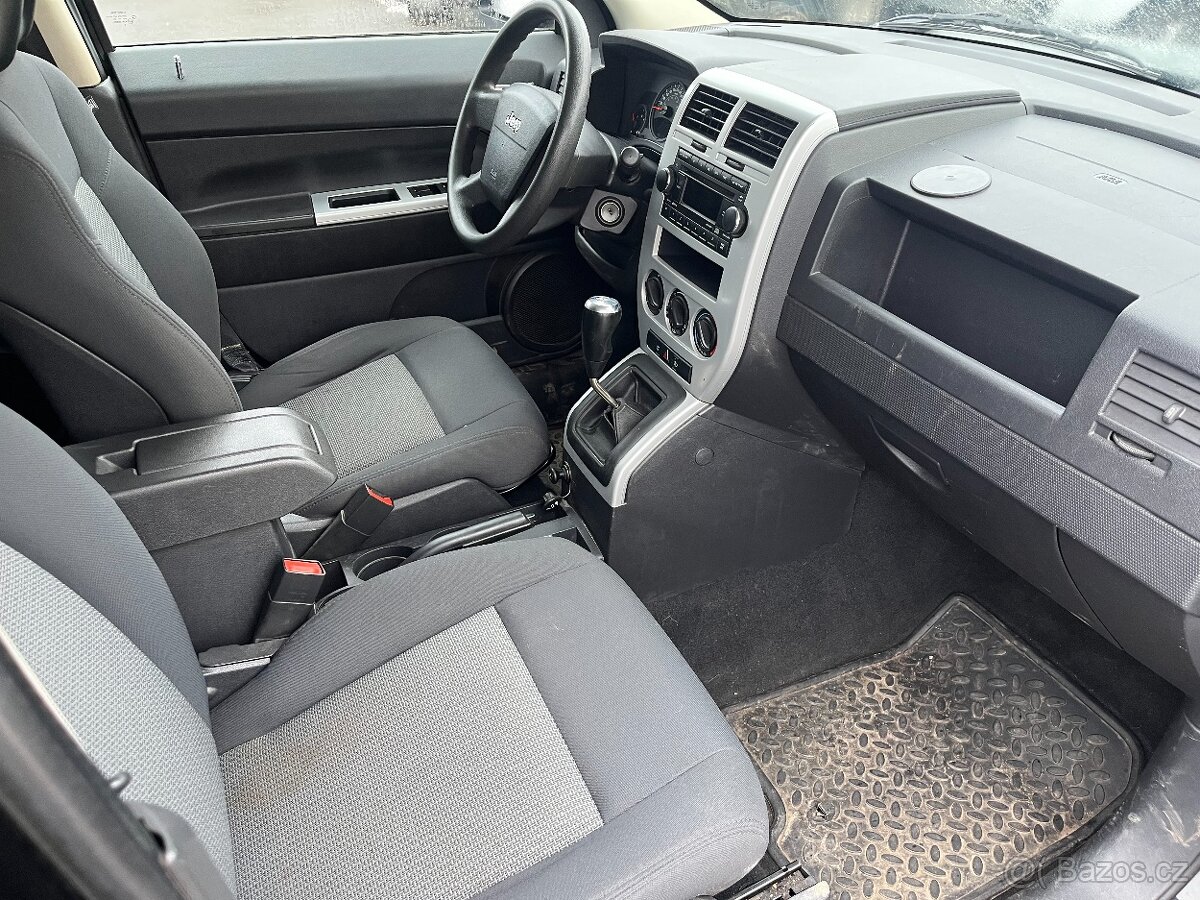 Jeep Patriot 2.4i manuál - 6