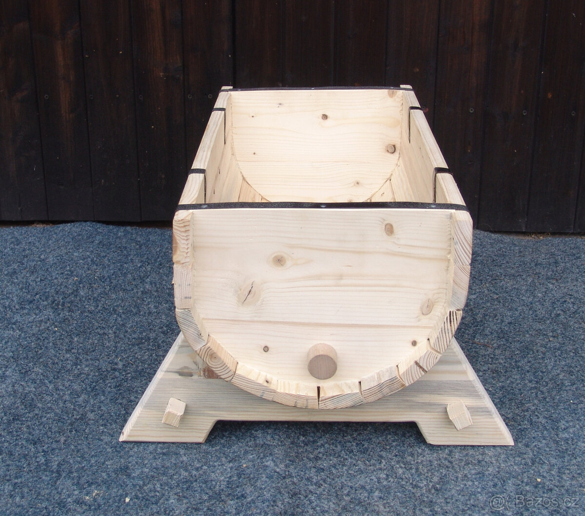 Dřevěný truhlík - soudek - 6
