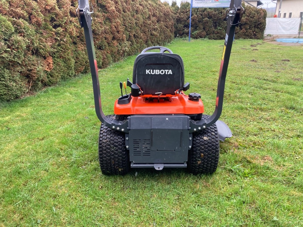 Zahradní traktor Kubota GR 2120 4 x 4 - 6