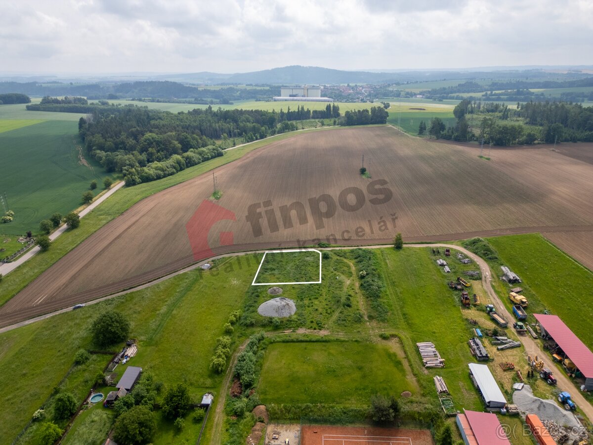 Prodej krásného pozemku v obci Řimovice u Vlašimi - 6