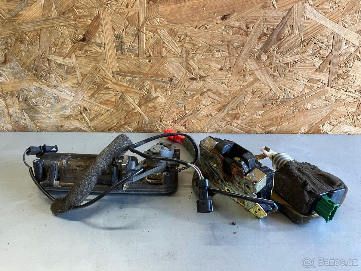 VW Sharan - díly z vozu - 6