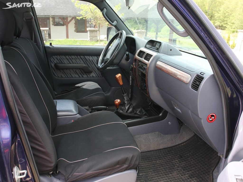 TOYOTA LAND CRUISER 3.0d 4x4 manual - 6