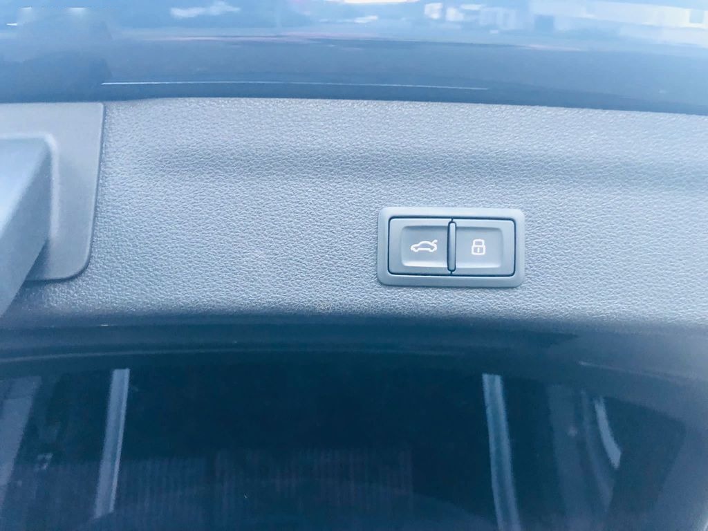 AUDI A6 4X4 - 6