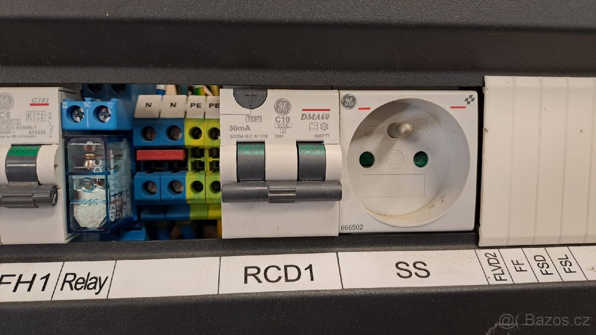 Rack lišta nastrojená, proudový chránič, přepěťová ochr - 6