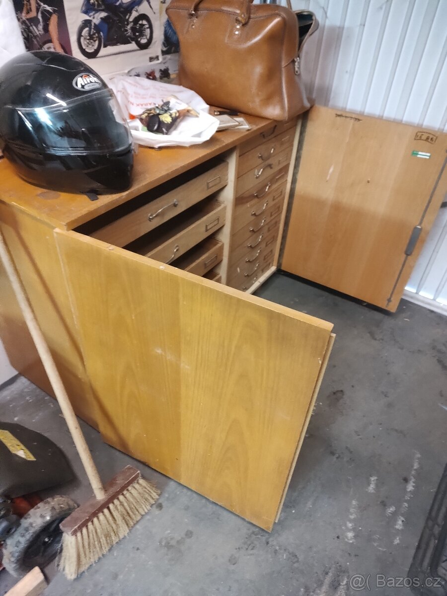 Skříň archív - 6