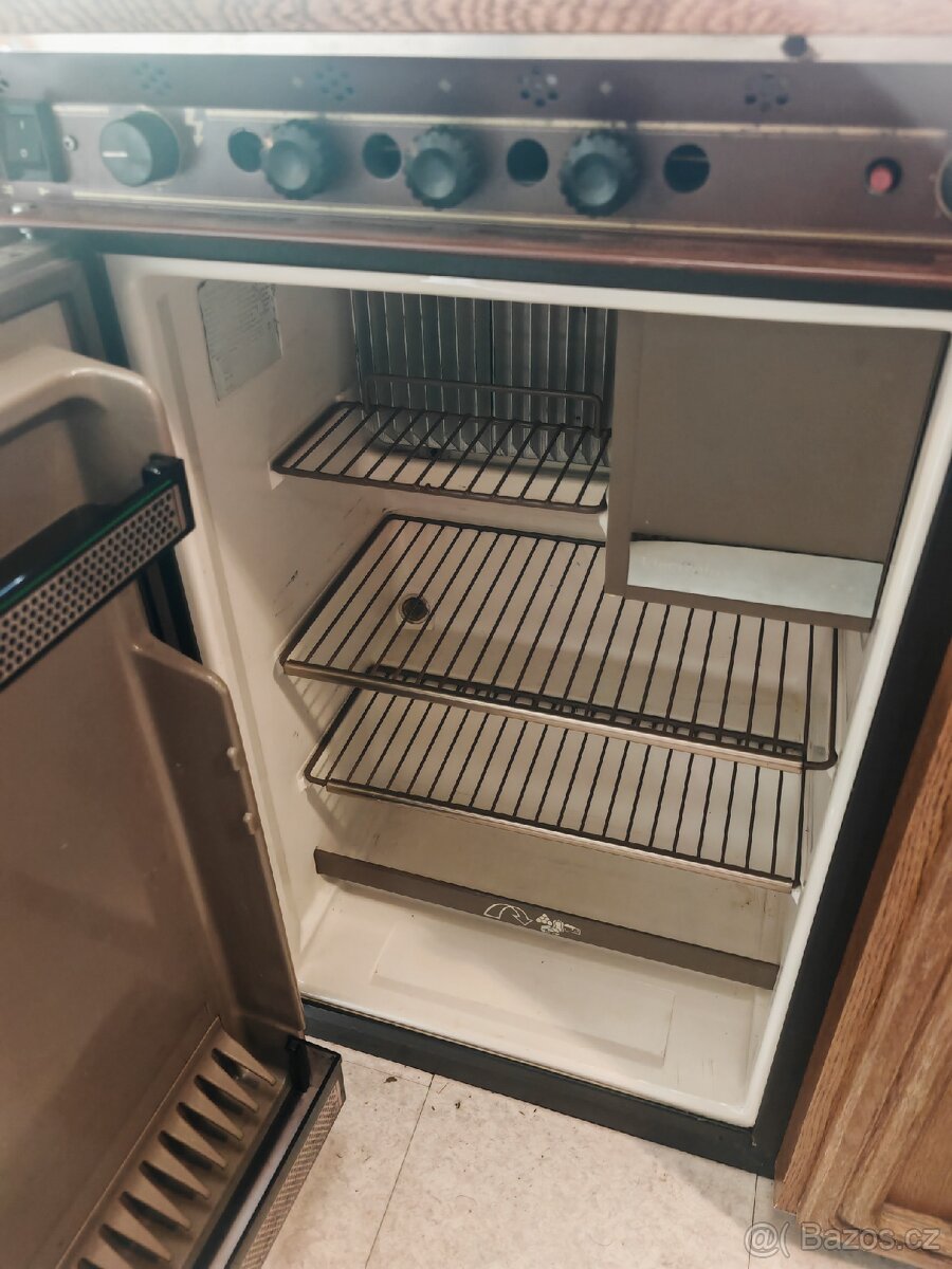 karavan Hobby 460T - 6