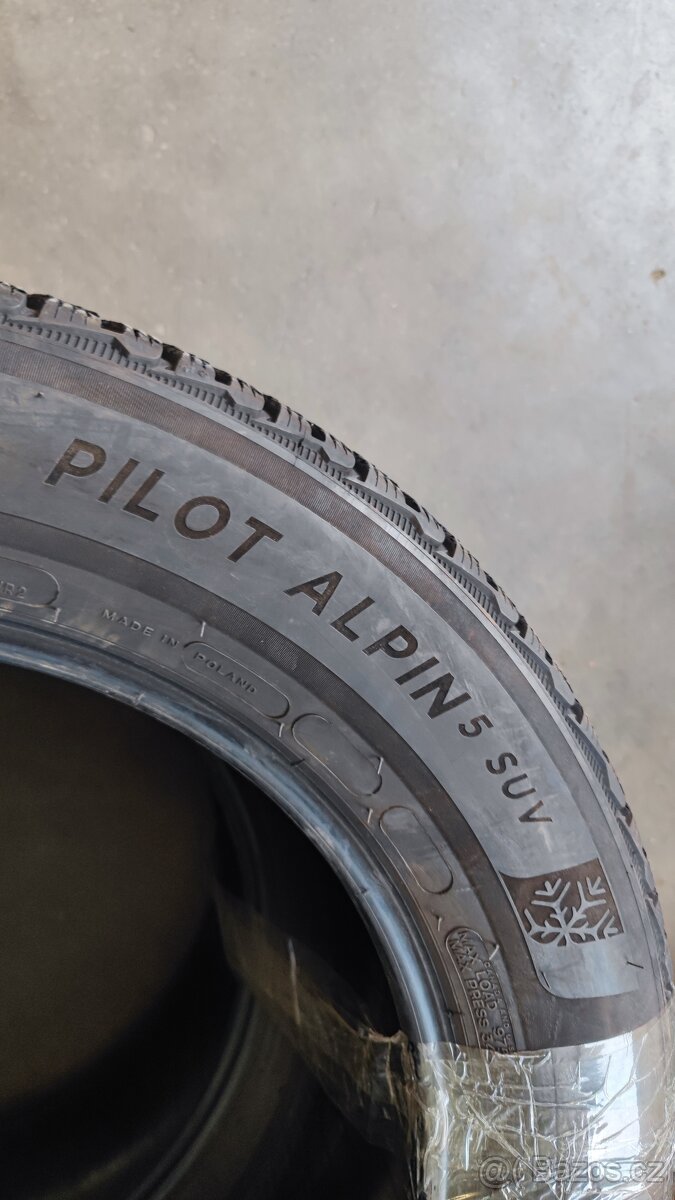 235/60/18 R18 zimní pneu Michelin - 6