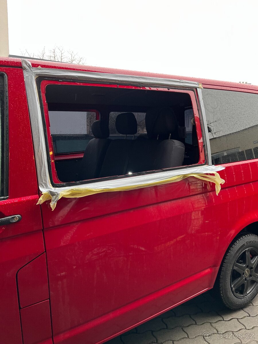 boční sklo vw t5 posuvném sklo levé -použité originál - 6