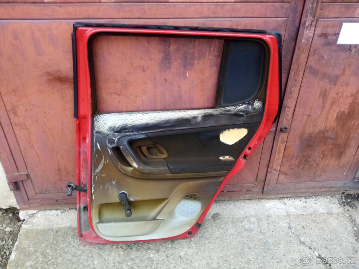 Škoda Fabia II - Zadní boční dveře - 6