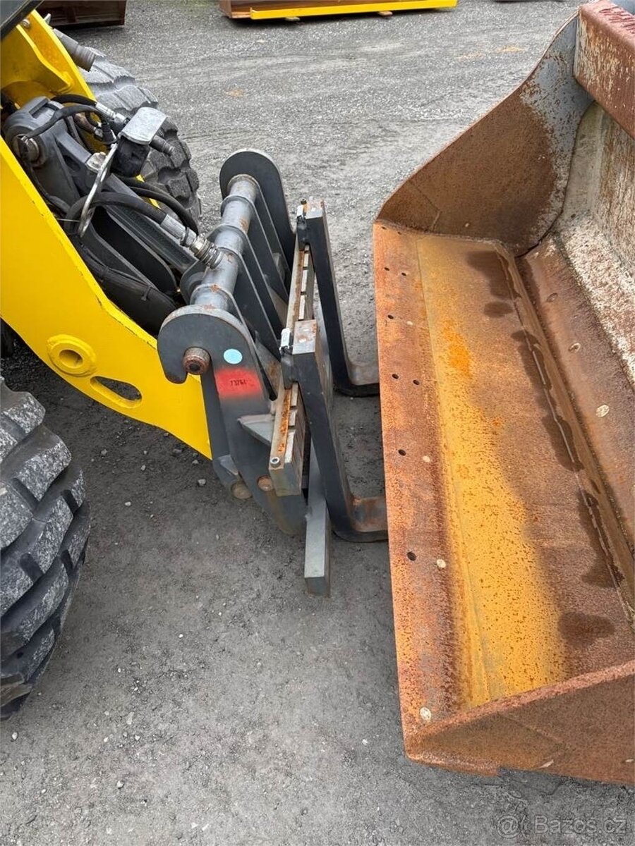 Kolový nakladač Wacker Neuson WL 38 - 6