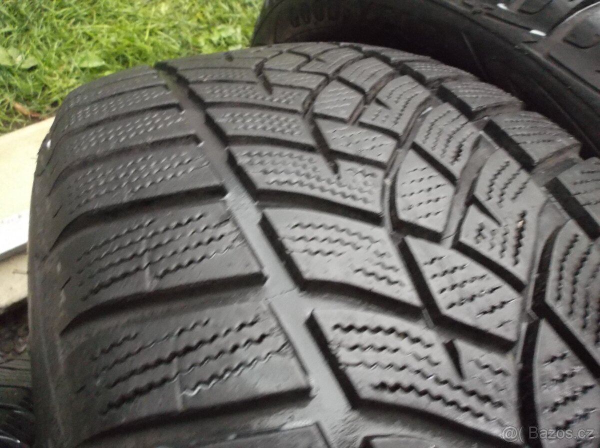 225/50/18 99V GOODYEAR 2 KS ZIMNÍ - 6