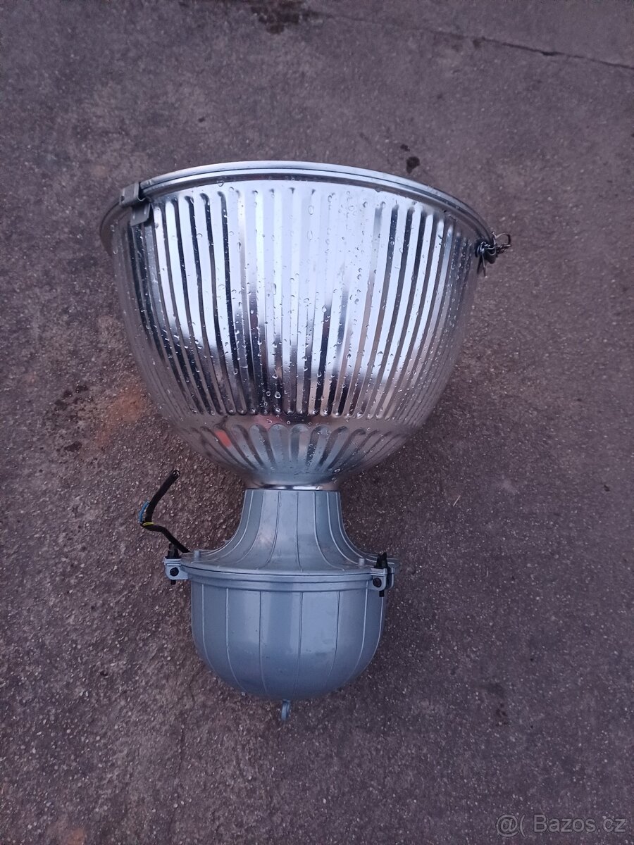 Industriáln stropní svítidlo - 6