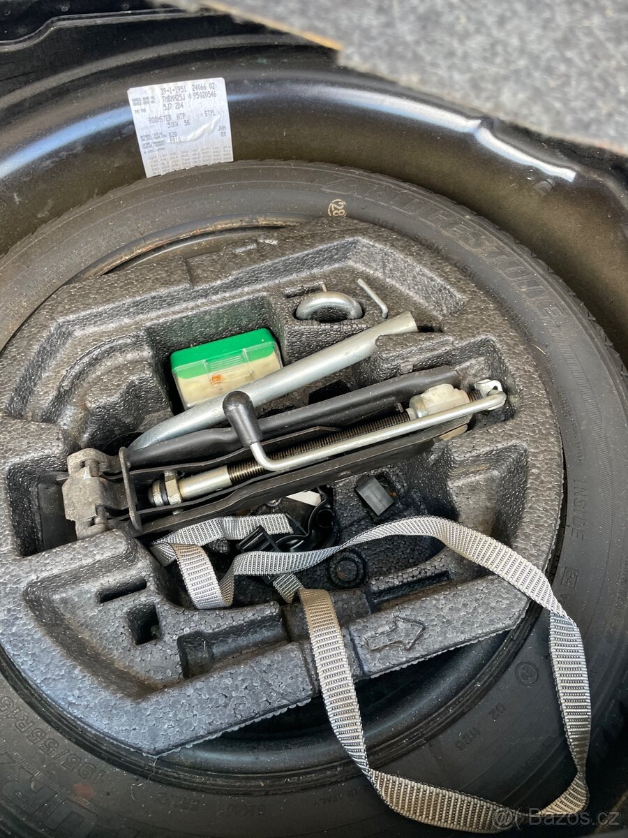 Škoda Roomster 1,2 12v /121000km / klima/ - 6