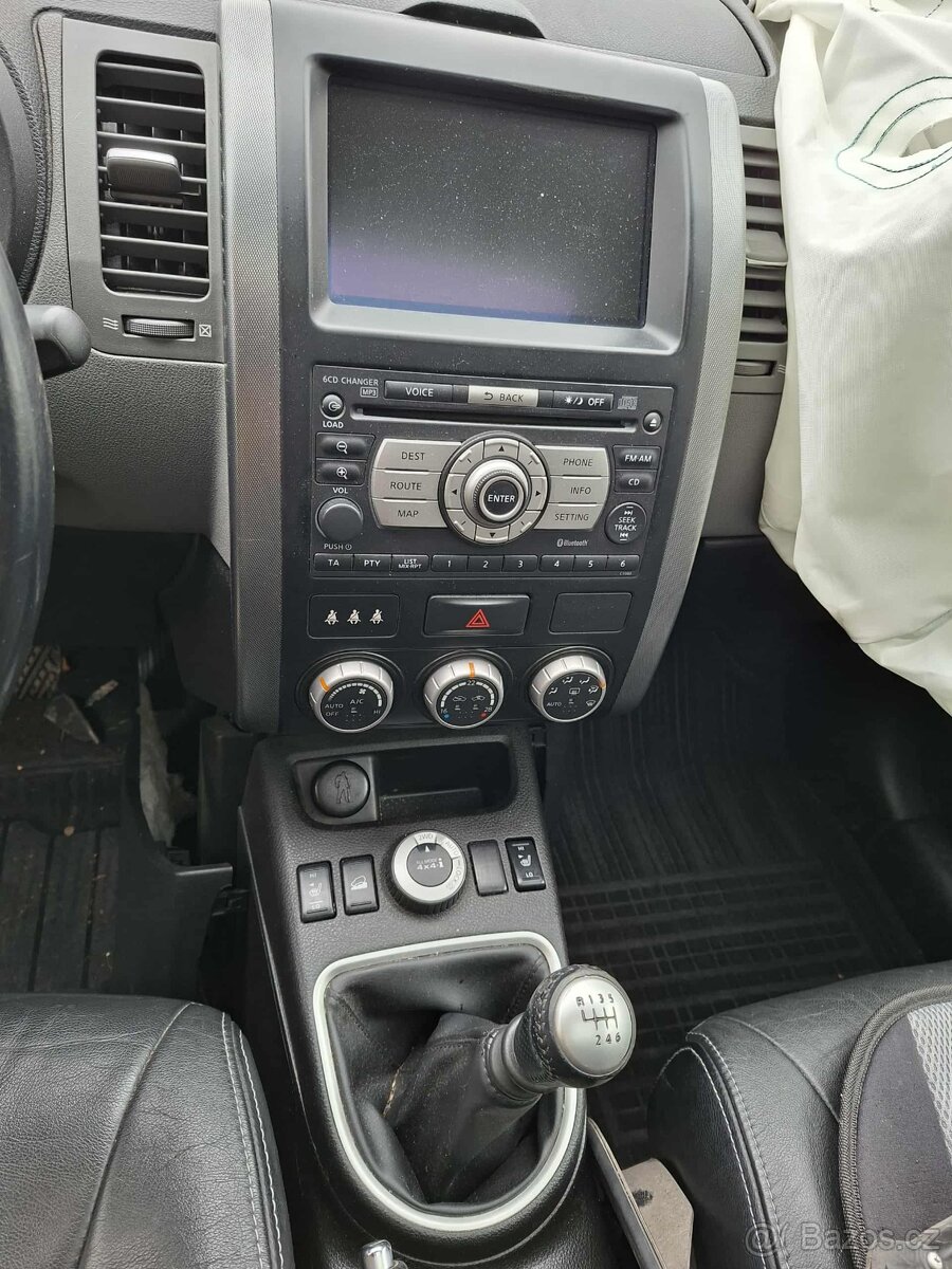 Rozpredám Nissan X-Trail 2.0dci 110kw M9R 2010 - 6