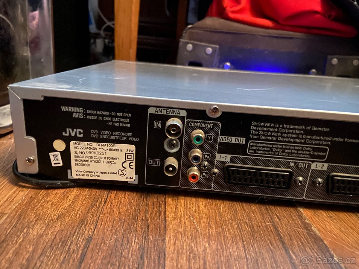Prodám DVD rekordér JVC DR M100. - 6