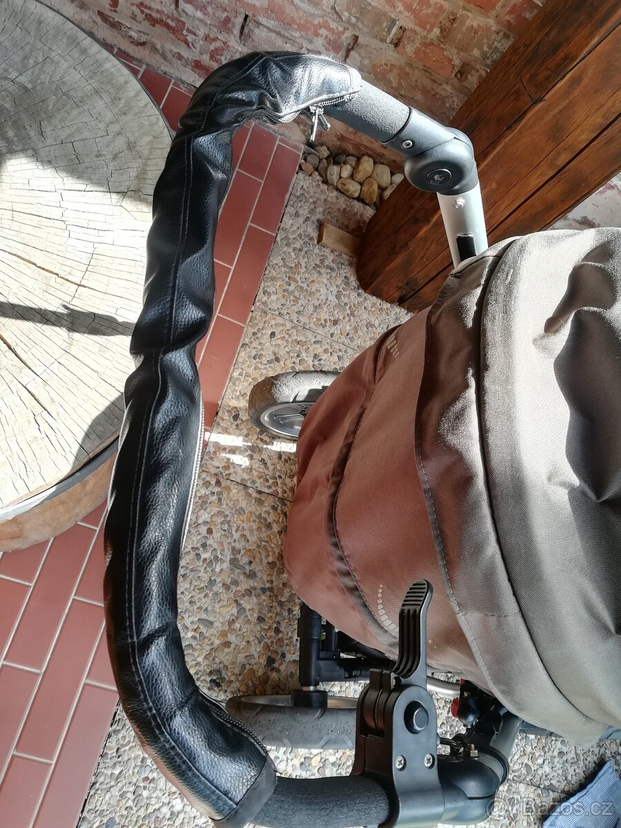 Kočárek + příslušenství - 6