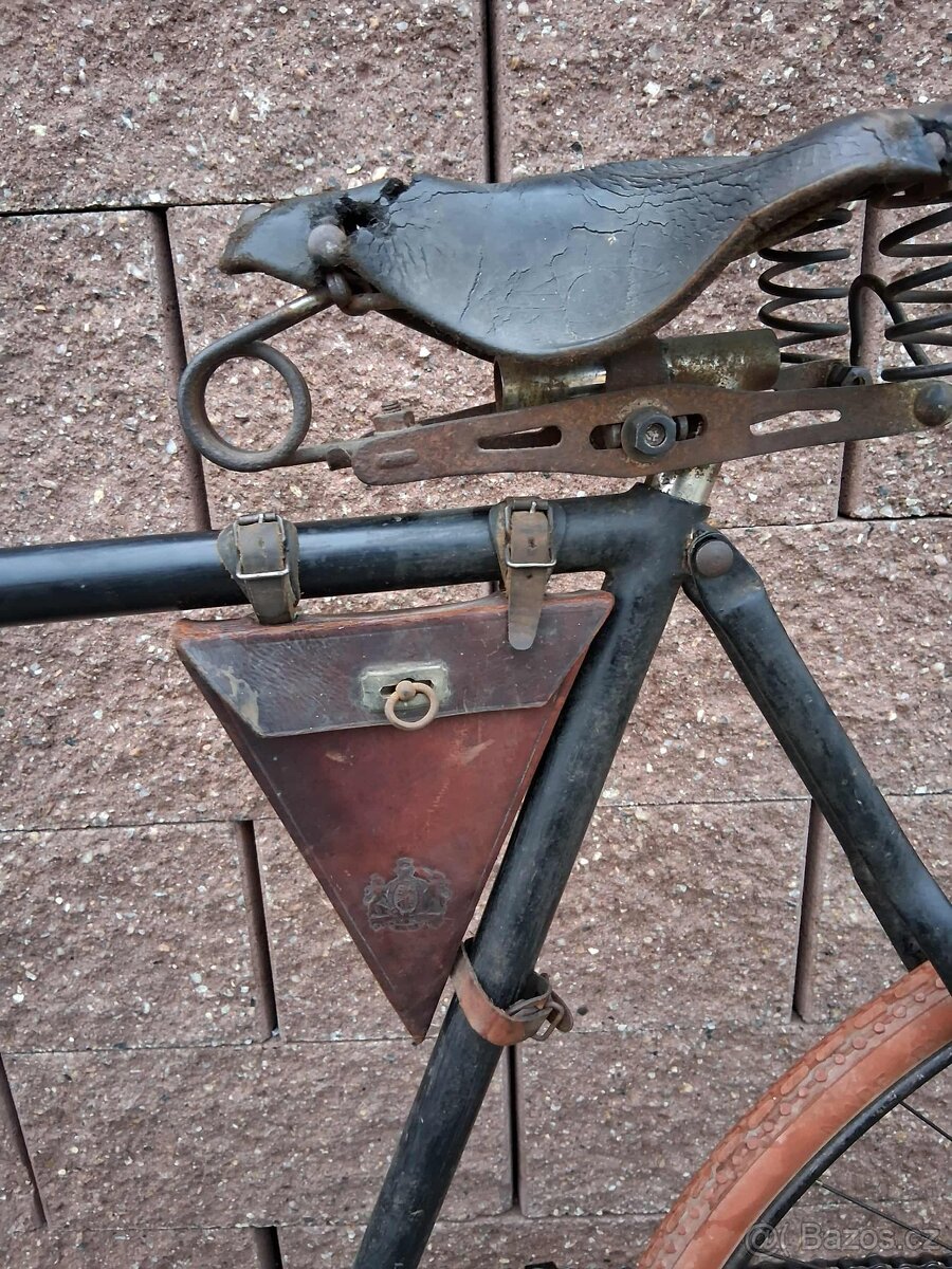 Historické bezmufnové kolo velký tác - 6