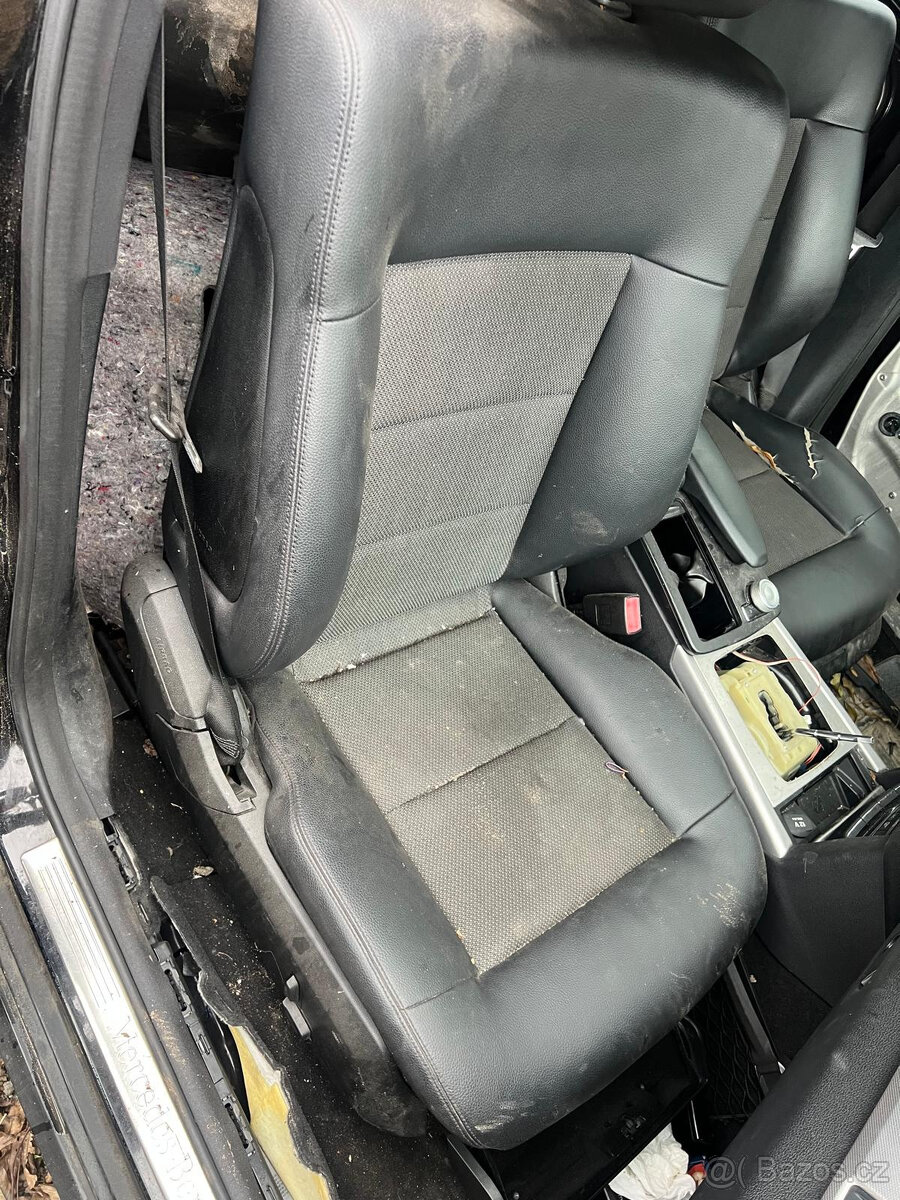 Mercedes-Benz w212 e220cdi na náhradní díly - 6