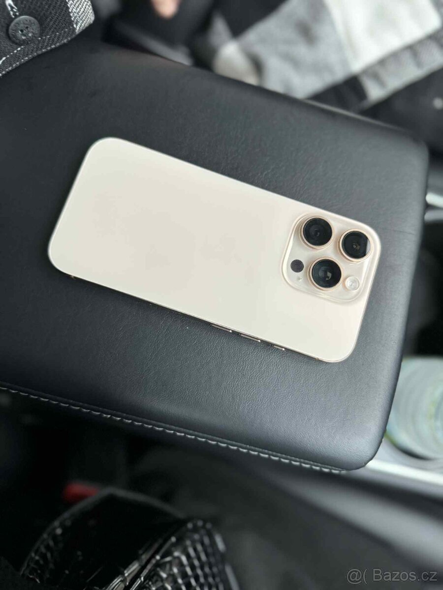 Iphone 16 pro - Písečný Titan - 6