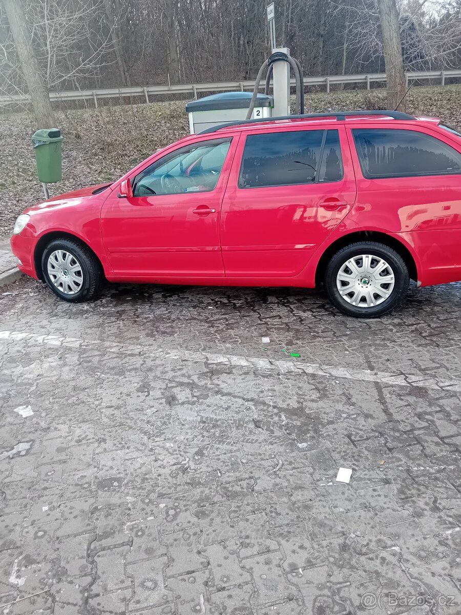 Škoda Octavia 1.6TDI kombi - 6