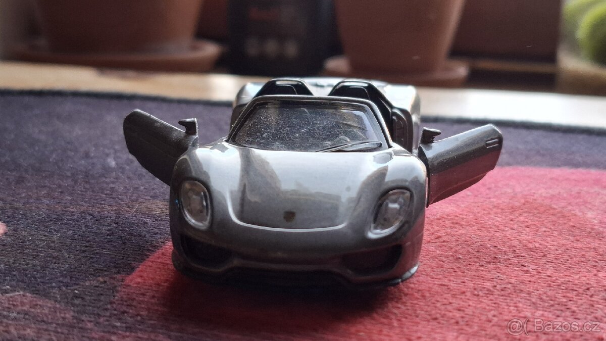 Modely: lamborghini avendator a porsche - 6