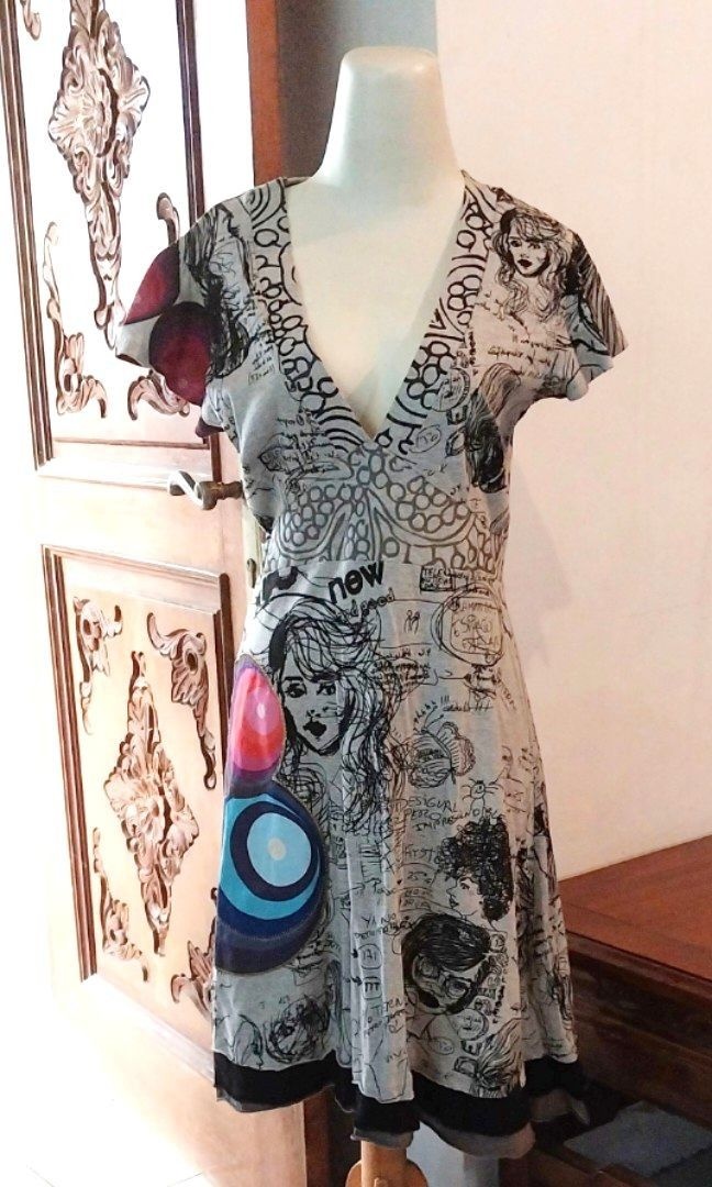 Desigual dámské značkové šaty šedé sexy s výstřihem vel S - 6