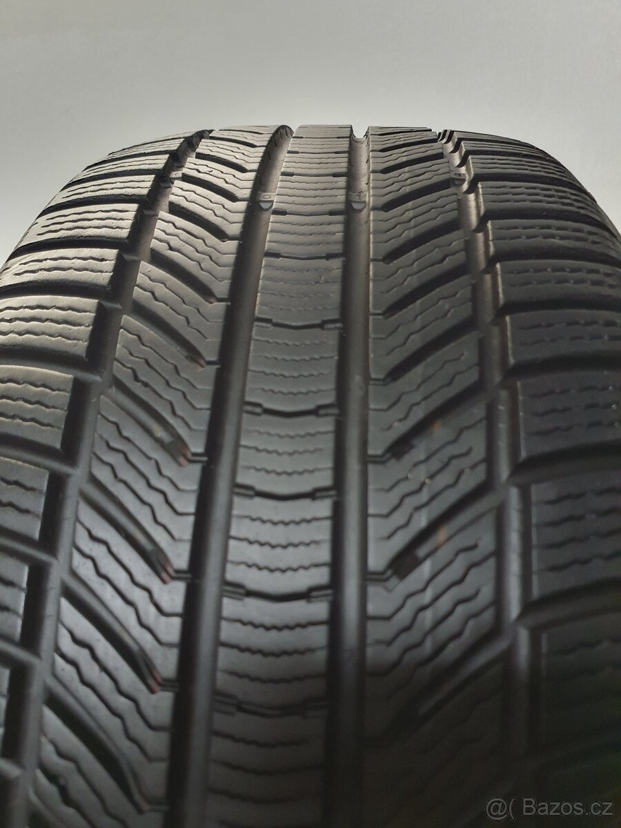 4x -- 245/45 R18 Zimní pneu Continental WC TS870P -- - 6