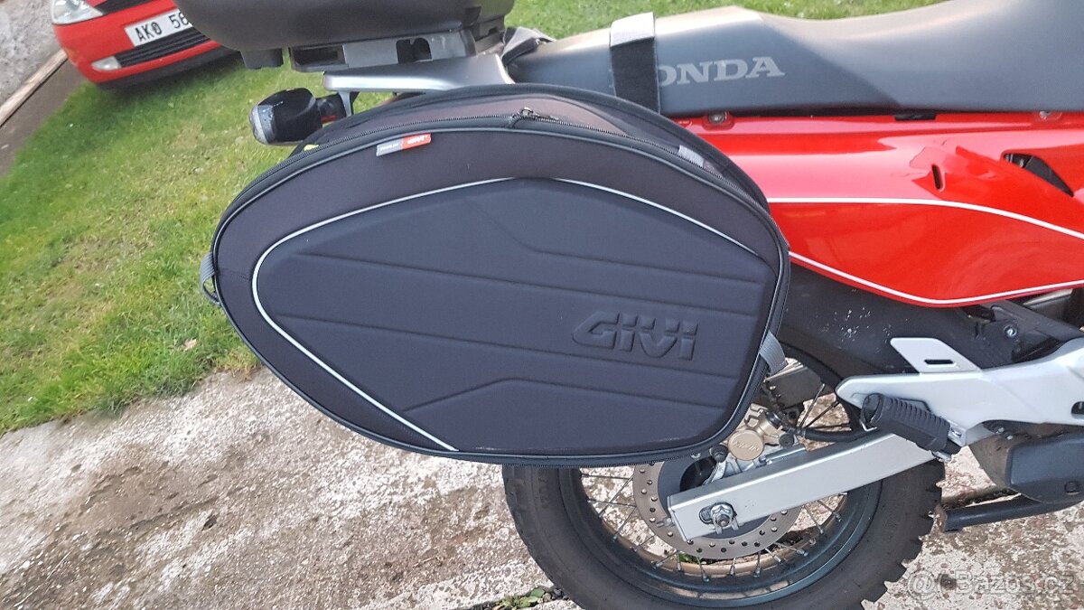 Boční brašny Givi - 6