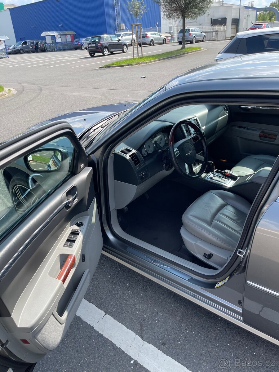 Chrysler 300c 3.0 CRD 2007 - 6