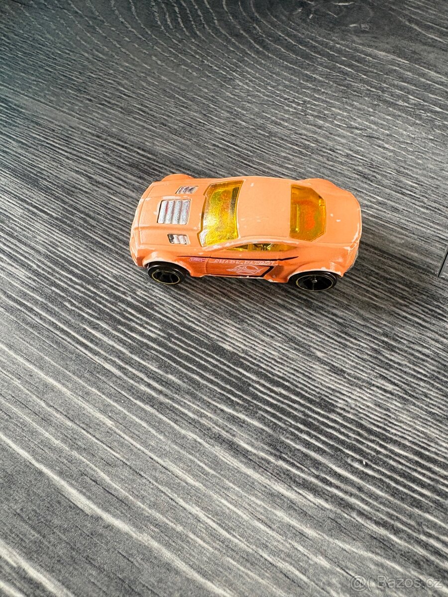 Hot Wheels City automyčka s aligátorem - 6