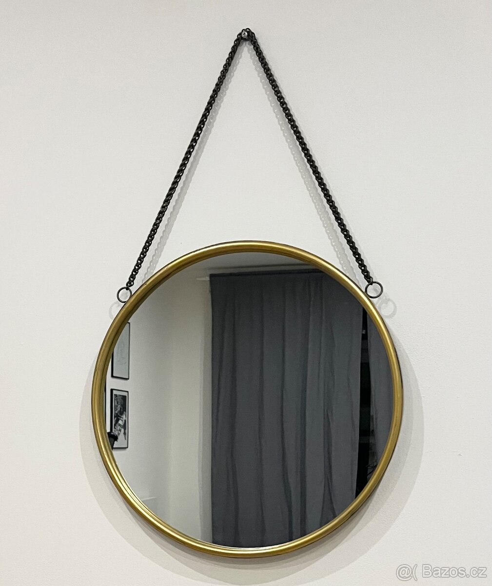 Kulaté zrcadlo - 6