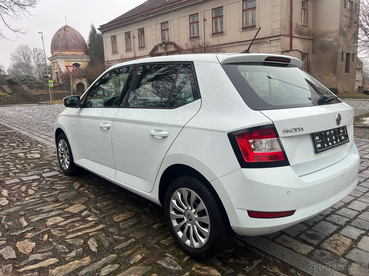 Škoda Fabia,55kW,parkovací senzory - 6