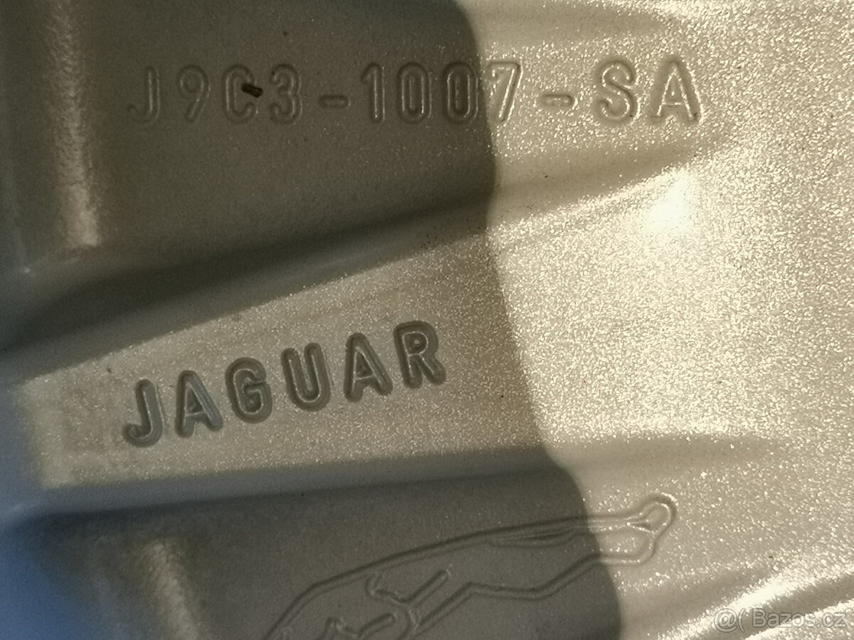 NOVÁ SADA - Jaguar E-Pace - originál 20" alu disky - 6