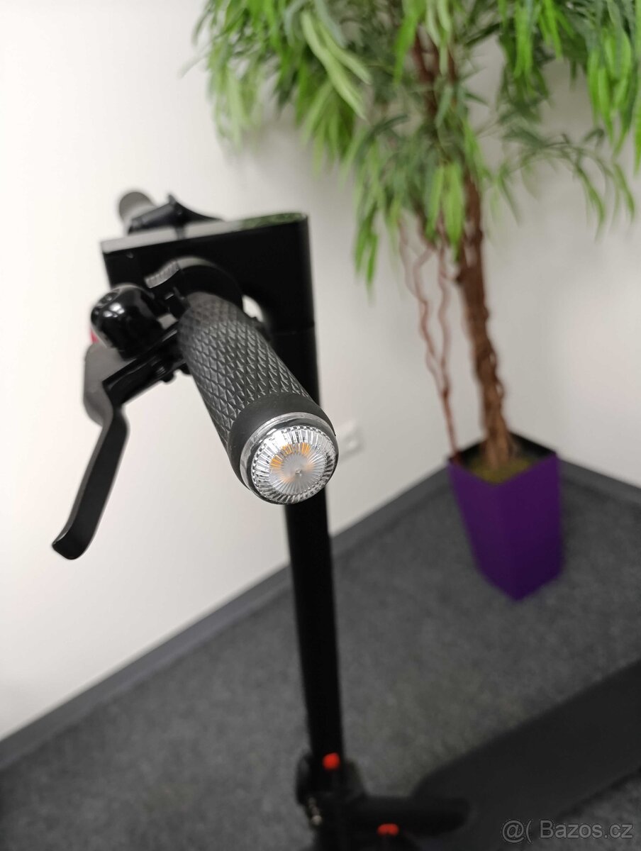 Elektrická koloběžka K004 (nová, nepoužívaná) - 6