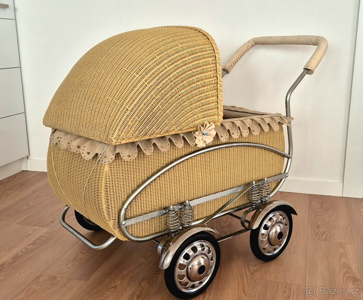 Prodám starožitný kočárek pro děti, 8 perák Liberta - 6