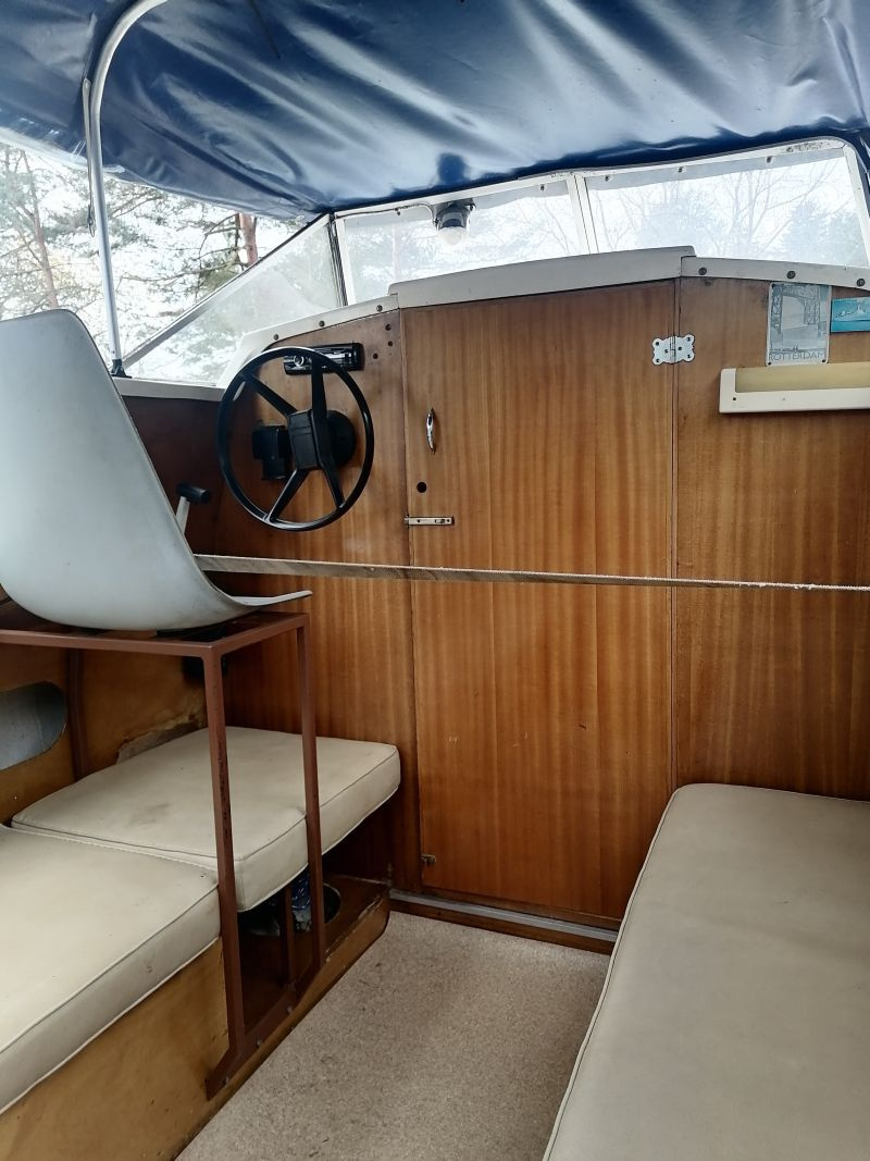 Kajutový člun Inter 630 - 6