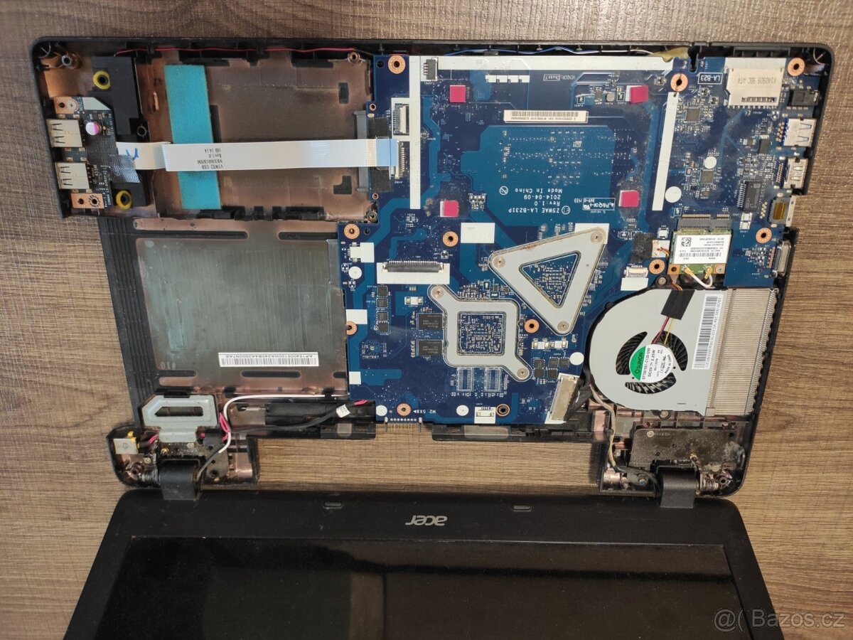 ACER E5-521G-6104 na díly - 6