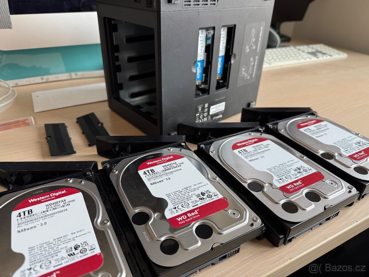NAS Synology DS920+ s disky a SSD cache - kompletní set - 6
