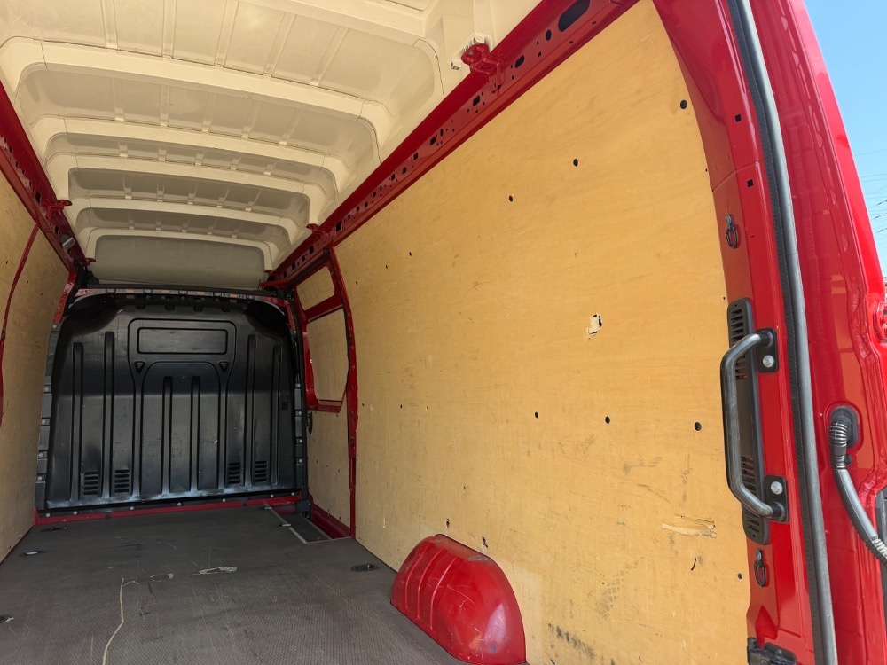 Renault Master 2.3 DCI L4H3 MAXI ČR 1.maj - 6
