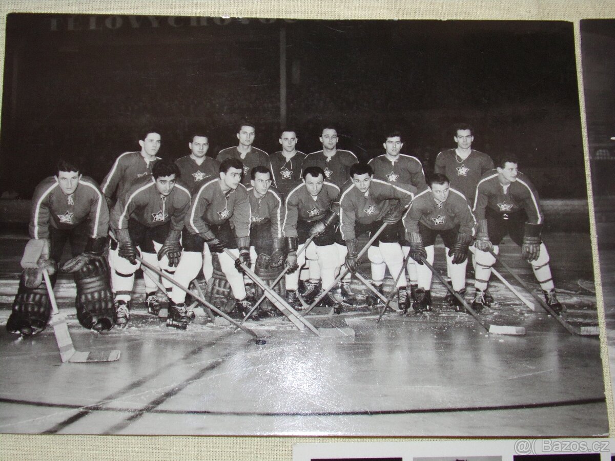 SBÍRKOVÉ POHLEDNICE HOKEJOVÝCH REPRE 1959 - 6