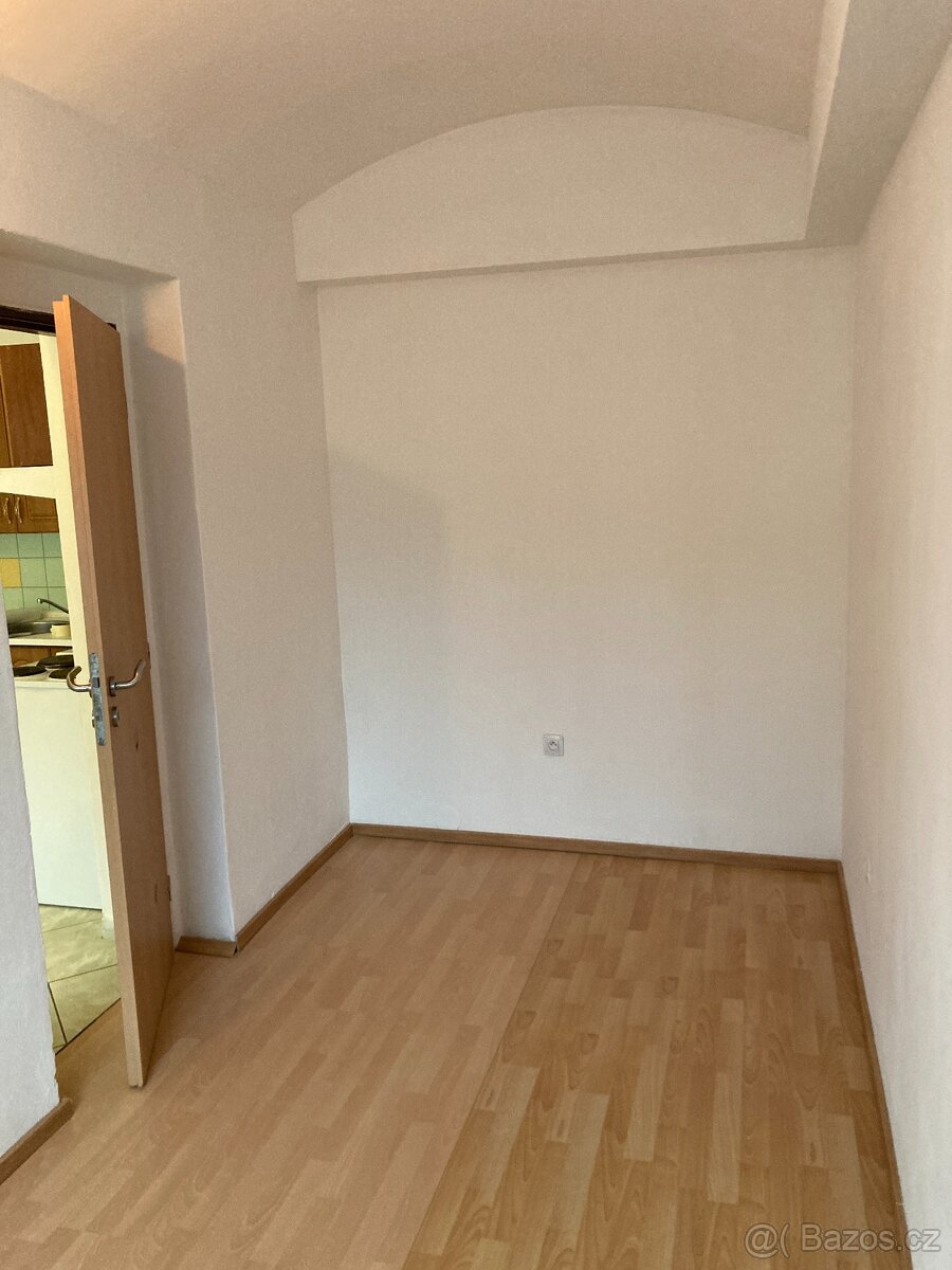 Pronájem bytu 2+KK Hronov - 6