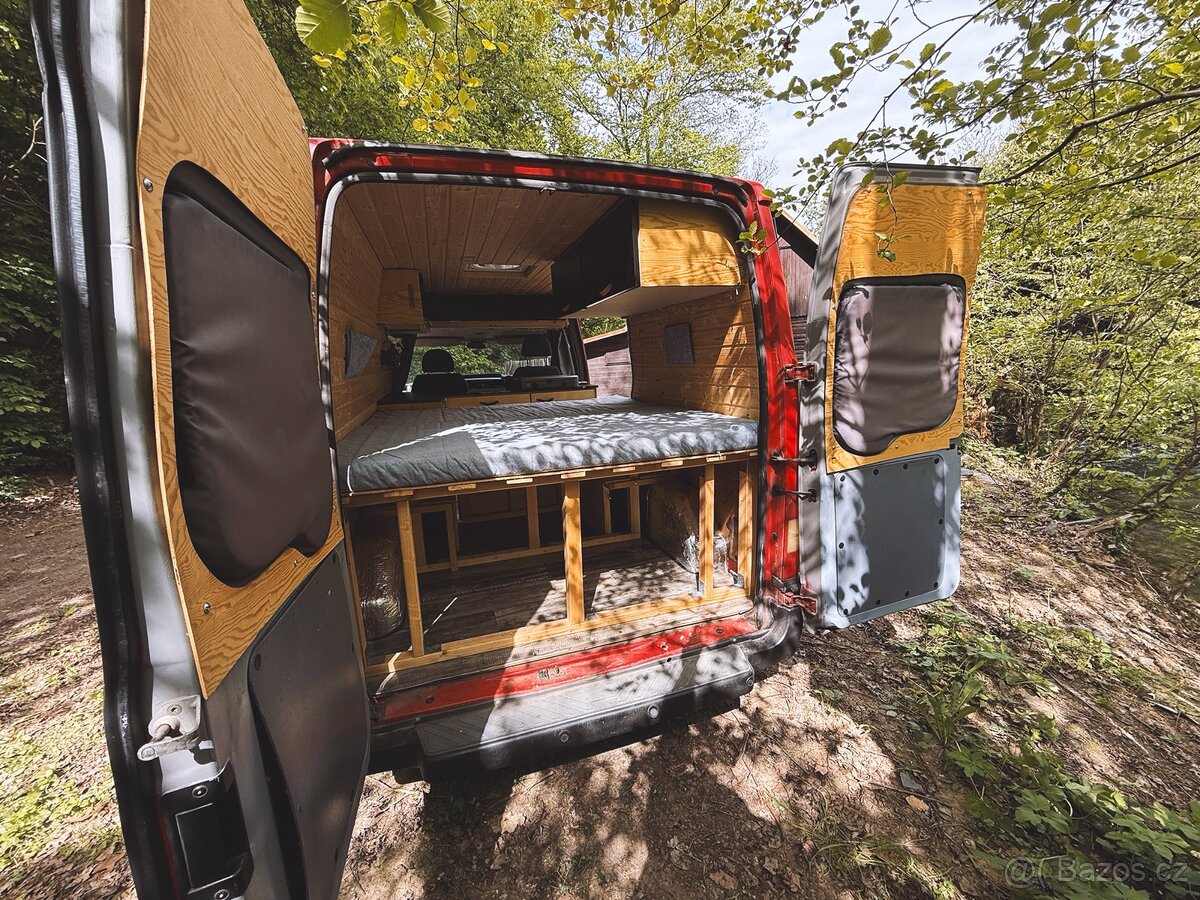 Obytná dodávka - Ford Transit L2H2 - 6