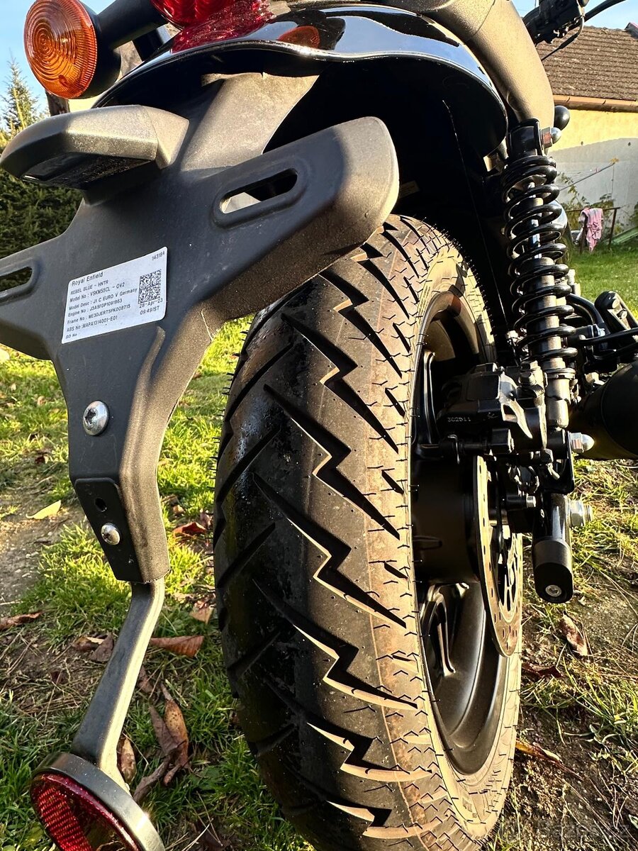 Royal Enfield HNTR 350 - 6