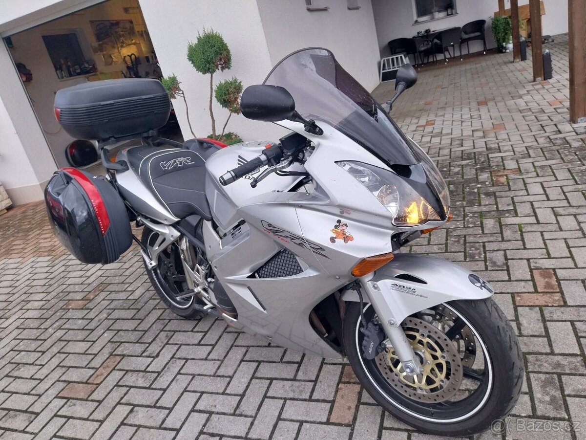 PRODÁM vfr 800 vitec - 6