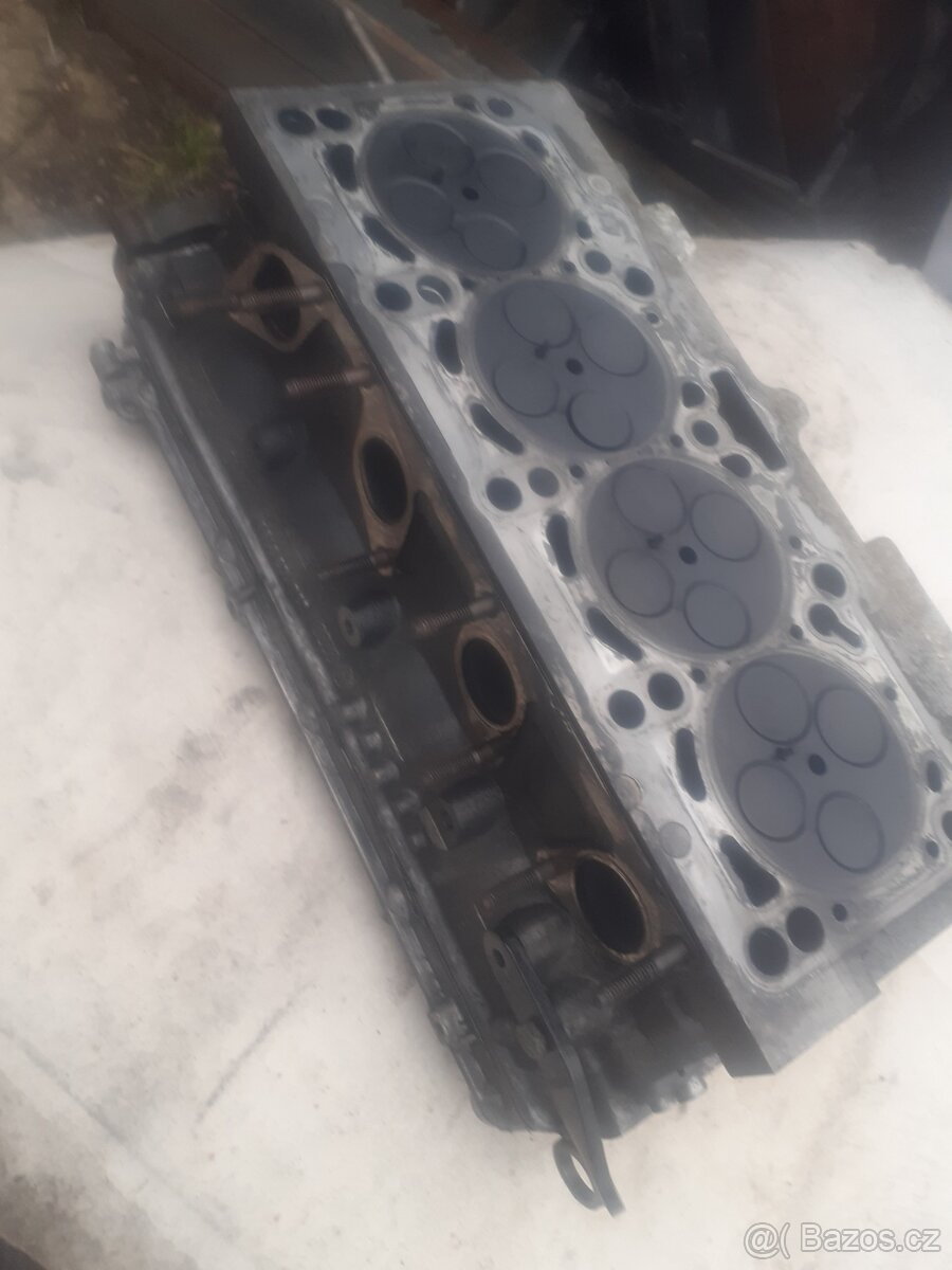 Motor bkp zatím celý,jede ale nemaže - 6